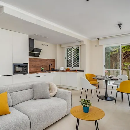 아파트 Brisa De Banus By Lica Homes *